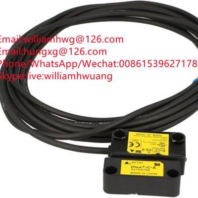 Safety Photoelectric Sensor E3S-AR71 E3S-AR61 E3S-AR31 E3S-AR21 E3S-AR11 E3S-AD92 E3S-AD82 E3S-AD81