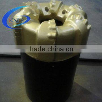 Well drilling diamond core drill bits for hard rock