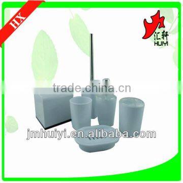 5 Pcs Plastic Bathroom Set photo-2