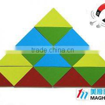 DIY Toy magnetic triangle jigsaw puzzle