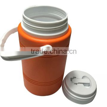 keeping cool water jug plastic clamping use water jug