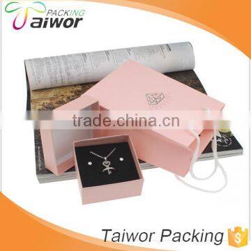 China latest design logo custom cardboard necklace jewelry box for girls