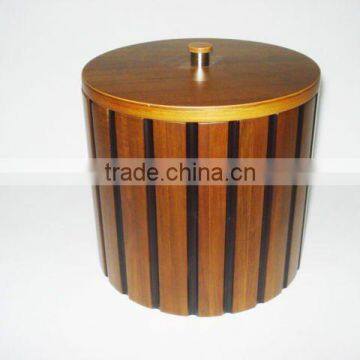Acacia Wooden Plastic Wine Ice Bucket with Lid and Handle
