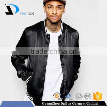 Daijun oem 2016 high quality in plain custom latest black nylon wholesale blank varsity jackets