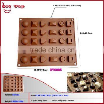 BT0085 30 Holes Silicone Chocolate Molds Whith Circular Shape Heart Shape Rectangle Shape Pyramidal Shape Chocolate Mold