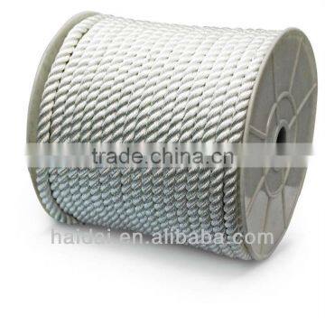 White 3 strand twisted Nylon marine rope for sale