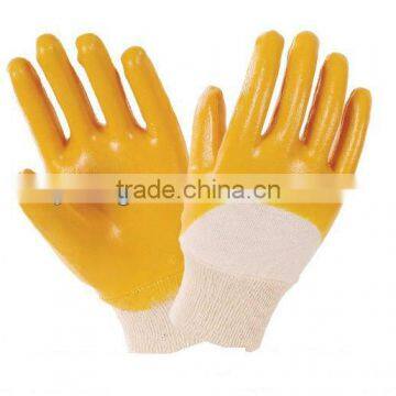 Nitrile 3/4 rubber gloves