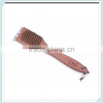 wood handle BBQ brush