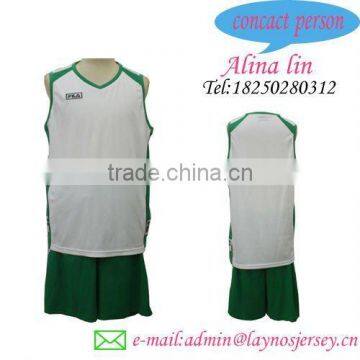 Three-piece basketball set for 2013