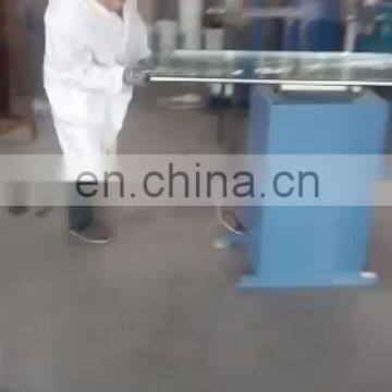 Insulating glass hand operated sealing table