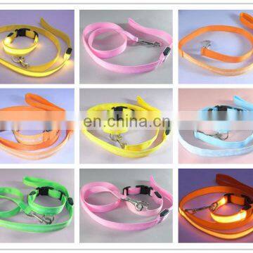 Wholesale Factory Manufacturer Retractable Led Pet Dog Leash and Collar Set With Led Light photo-4