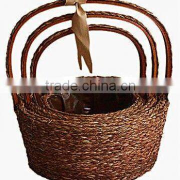 Natural grass basketware