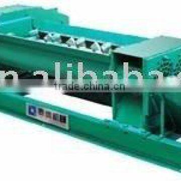 Mixing granulating machine