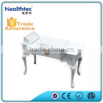 nail table with dust collector