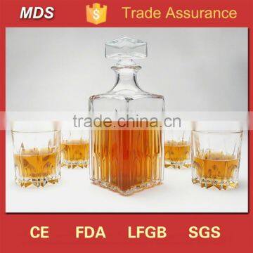 Various high quality glass whiskey decanter with lid                        
                                                Quality Choice