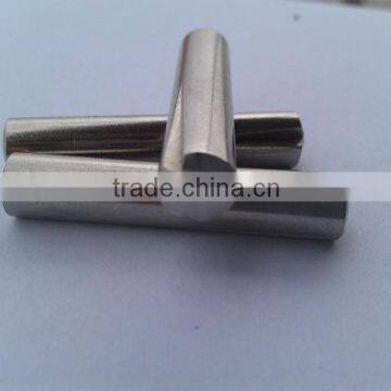 Grooved pins, half length taper grooved DIN1472