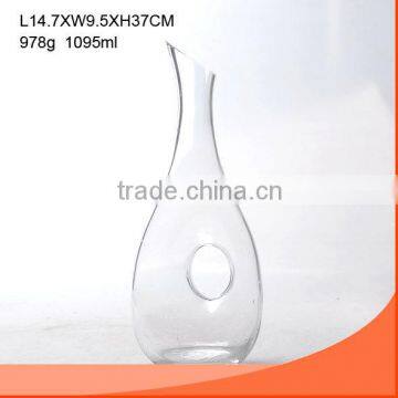1095ML Clear glass wine decanter WITH A CIRCLE HOLE FOR LIFTING UP