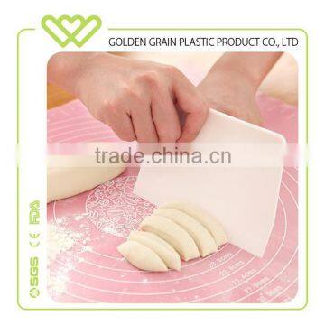 Wholesale Plastic Trapezoidal baking tool Scraper