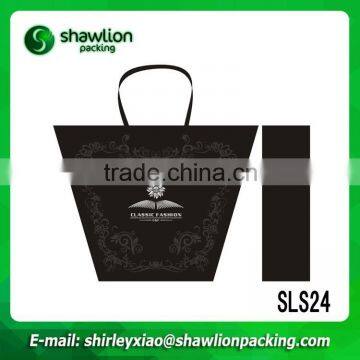 2015 China Factory Custom Black Paper Bags for Gifts photo-4
