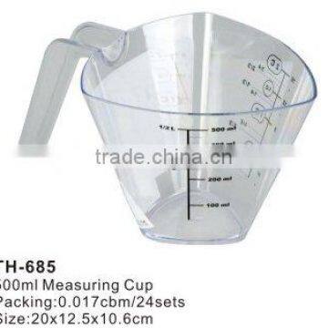 plastic measuring cup