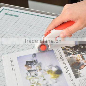 28mm Craft Ergonomic Soft Crip Rotary Cutter photo-4