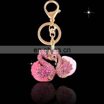 Wholesale Promotional cheap Fashion Decorative metal rhinestone crystal valentine Swan couple KeyChain for girl handbag MCA-0060