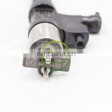 High-Quality Common Rail Diesel Fuel Injector 095000-5004 0950005004 DLLA156P799 095000-500#