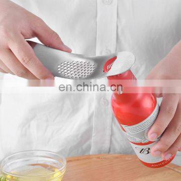 Hot Selling Creative Kitchen Tools Multifunction Garlic Press