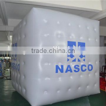 Inflatable cube balloon for advertising