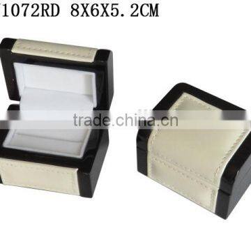 Custom High Quality Glossy Wooden Ring Box with PU Leather wholesale W1072RD