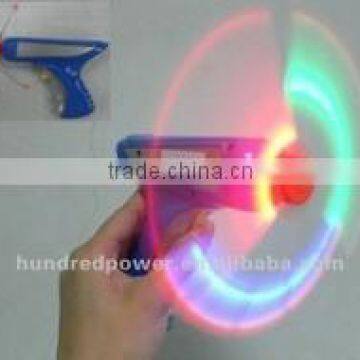 Flashing windmill gun with 4 leds