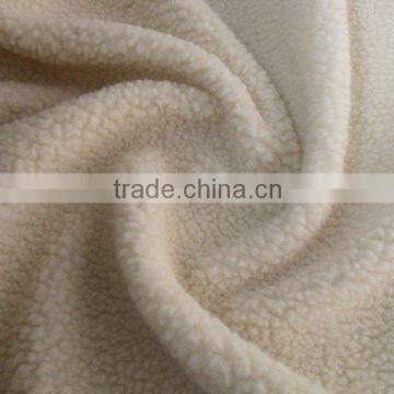 Straight wool fabric