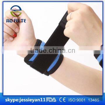 Aofeite Neoprene Heated Sport Wrist Protective Support with CE& FDA Approved