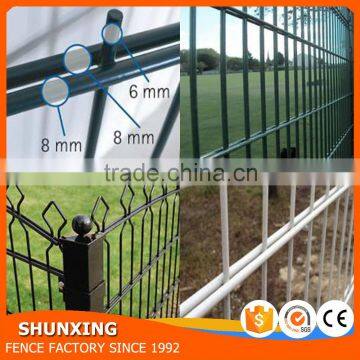 868 Double Wire Welded Fence photo-2