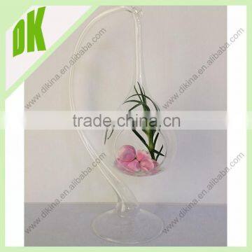 //Materials: terrarium, air plant, hanger, borosilicate, glass, airplant,//glass water drop decoration