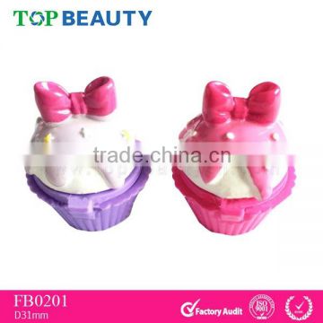 FB0201 3 gram various 2015 new cupcake shape case lip balm for young girl