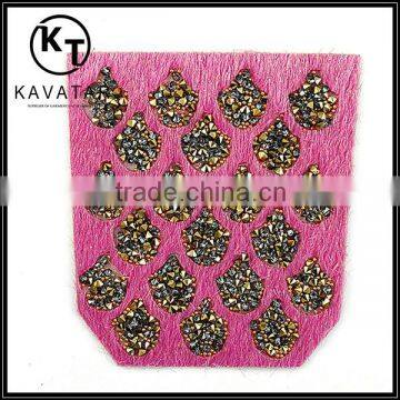 Pink crystal rhinestone applique for garment accessory