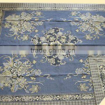 Zhejiang manufacture two colors flower pattern thread blanket factory