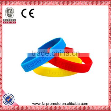 Personalized Promotional Silicone Rubber Wristband Custom Child Size Debossed Silicone Silicone Wrist Band