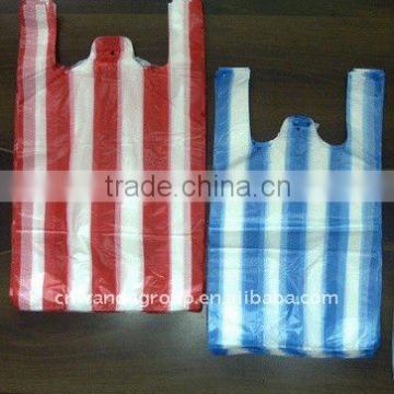 embossing striped PE plastic t-shirt bag/shopping carrier bag