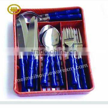 Stainless steel cutlery set with plastic handle