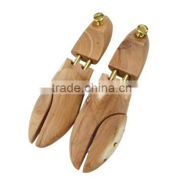 Environmental Type Wooden Material American Red Cedar Wood Shoe Tree for Wholesale photo-6