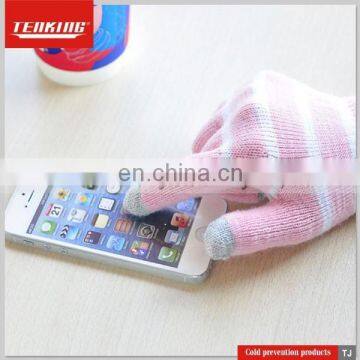 ipad and iPhone Smartphone touch gloves for outdoor