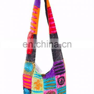 Wholesale Embroidered New Style Fashion Patchwork Canvas Hippie Hobo Sling Bag