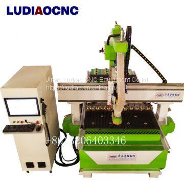 China Experienced Factory Automatic Center CNC Wood Router Machine for Wood Door Cabinet Making photo-5