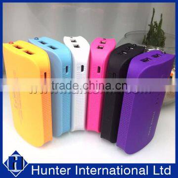 Top Selling Colorful 2 USB Port 8800 Mah Power Bank photo-3