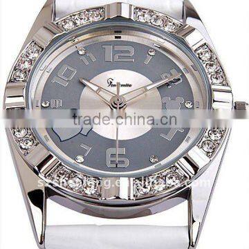 newest designer cartoon quartz diamond watch