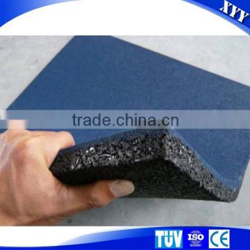 Rubber flooring tiles