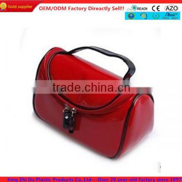 Shiny leather handle vanity case