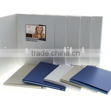 Customize 2.4/2.8/3.5/4.3/5.0/7.0/10.1 " lcd video player brochure /video advertising card/video displayer card